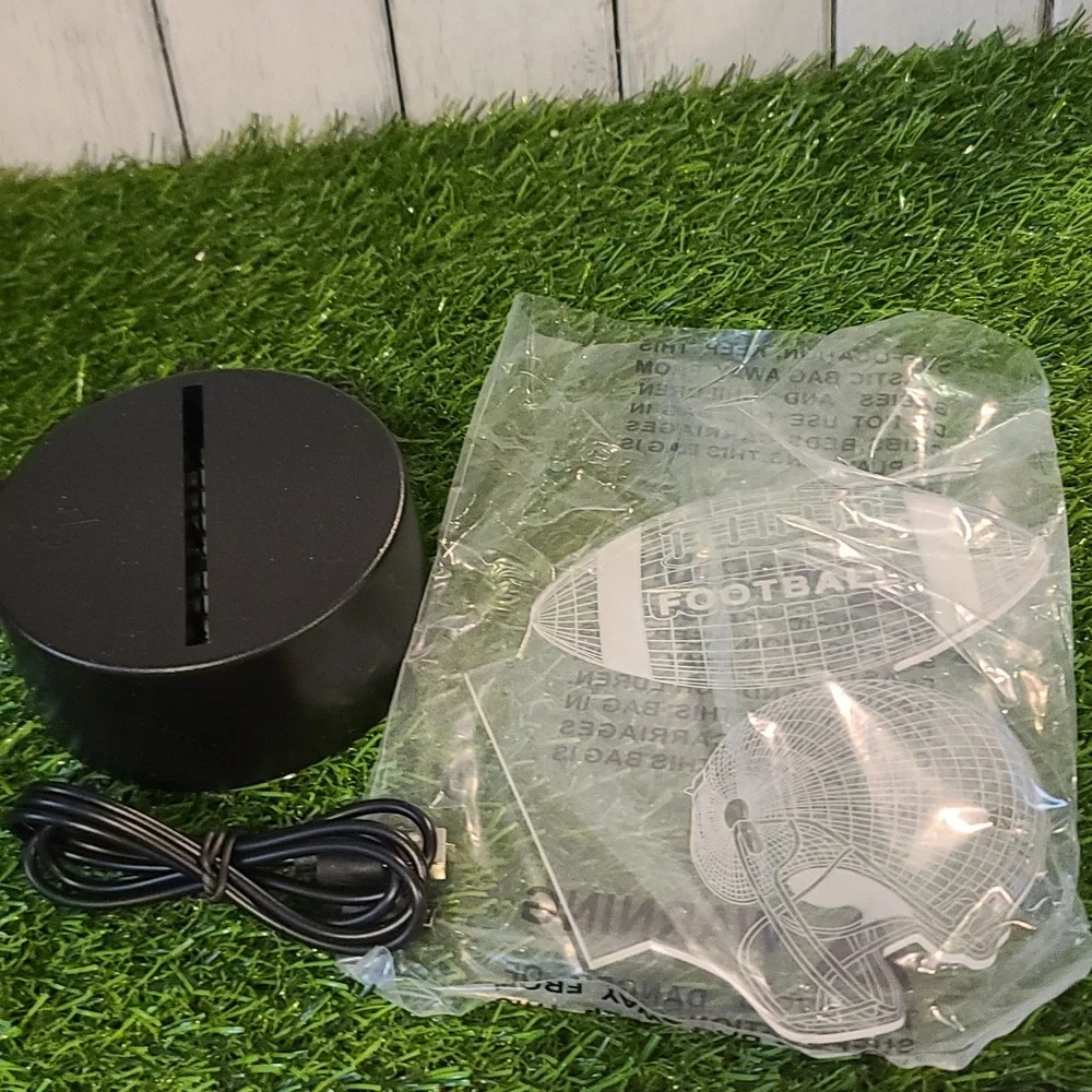 3D Football & Helmet Night Light LED color changing  USB cord or battery -HP NWT